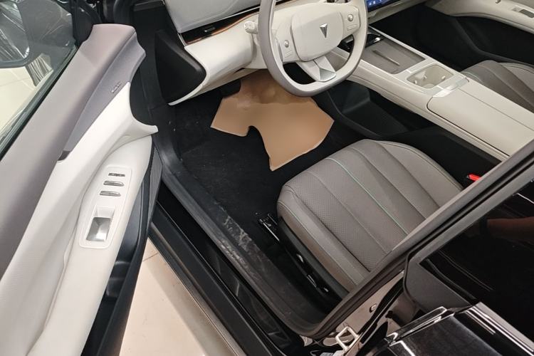 Used Deepal L07 2026 Model 660Ultra Huawei Qiankun Intelligent Driving ADS SE Edition Driver Seat