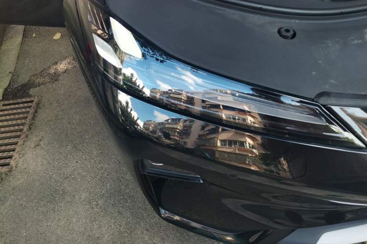 Used Deepal L07 2026 Model 550Ultra Huawei Qiankun ADS SE Edition Right Front Headlight