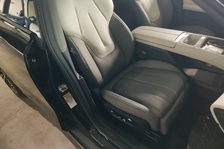 Used Deepal L07 2026 Model 240Ultra Huawei Qiankun ADS SE Edition Right Front Seat