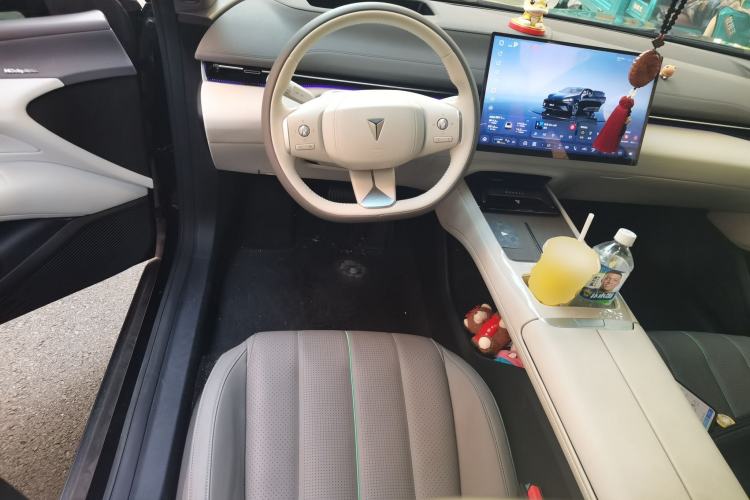 Used Deepal L07 2026 Model 550Ultra Huawei Qiankun ADS SE Edition Steering Wheel