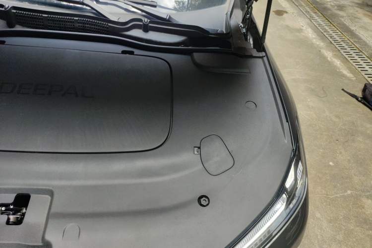 Used Deepal L07 2026 Model 240Ultra Huawei Qiankun ADS SE Edition Engine Bay Left