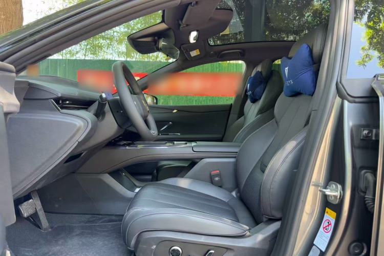 Used Deepal L07 2026 Model 240Ultra Huawei Qiankun ADS SE Edition Interior 4