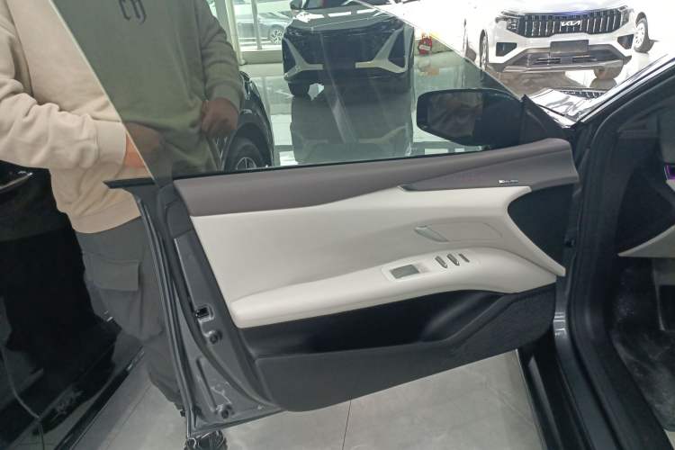 Used Deepal L07 2026 Model 550Ultra Huawei Qiankun ADS SE Edition Interior 7