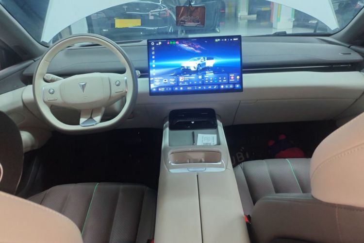 Used Deepal L07 2026 Model 550Max Huawei Qiankun ADS SE Edition Center Console