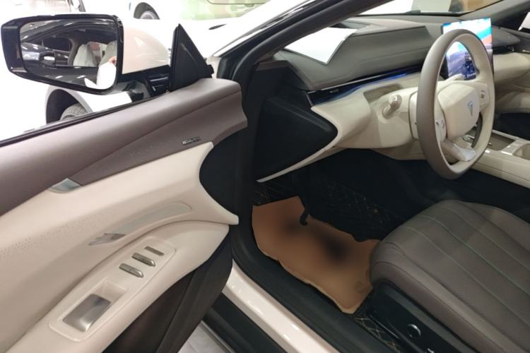 Used Deepal L07 2026 Model 550Ultra Huawei Qiankun ADS SE Edition Driver Seat