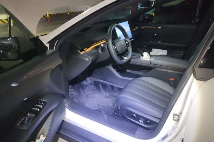 Used Deepal L07 2026 Model 550Ultra Huawei Qiankun ADS SE Edition Driver Seat