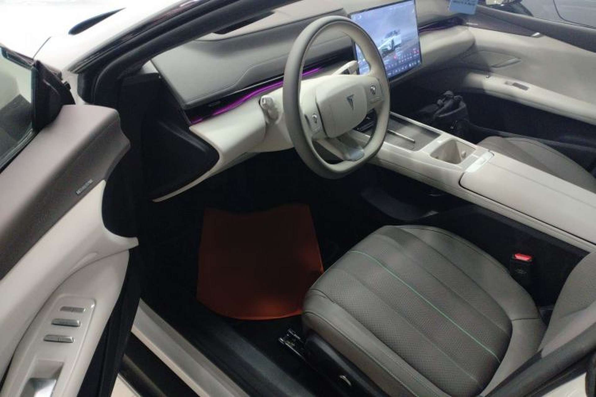 Used Deepal L07 2026 Model 240Ultra Huawei Qiankun ADS SE Edition Driver Seat
