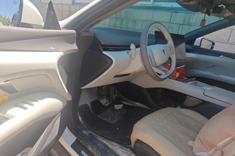 Used Deepal L07 2026 Model 550Ultra Huawei Qiankun ADS SE Edition Driver Seat