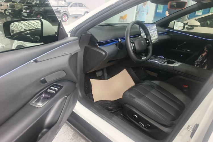 Used Deepal L07 2026 Model 240Ultra Huawei Qiankun ADS SE Edition Driver Seat