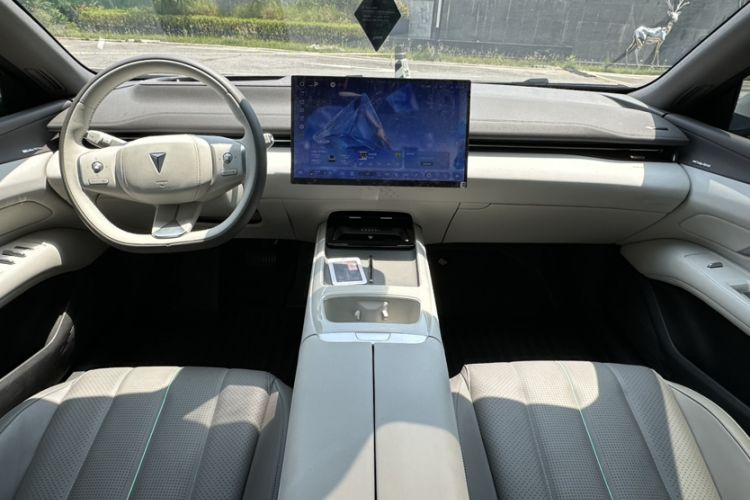 Used Deepal L07 2026 Model 550Ultra Huawei Qiankun ADS SE Edition Interior 3