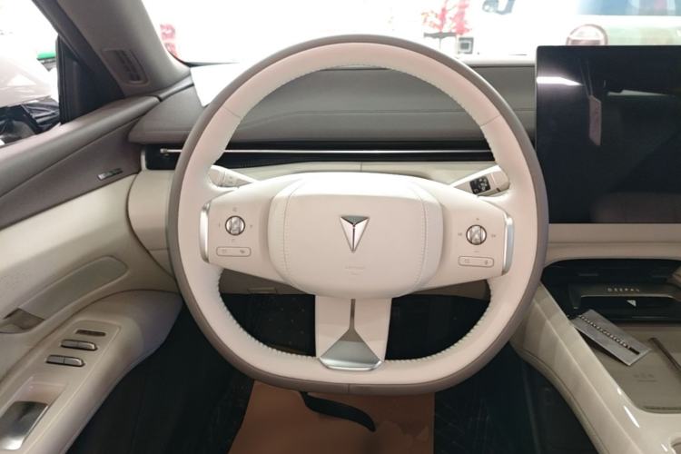 Used Deepal L07 2026 Model 550Ultra Huawei Qiankun ADS SE Edition Steering Wheel