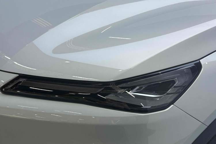 Used Deepal S05 2024 510Max Pure Electric Version Left Front Headlight