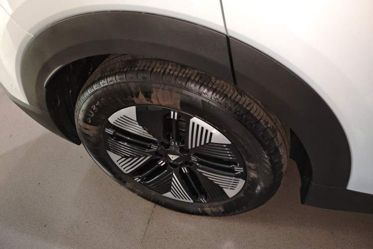 Used Deepal S05 2024 510 Plus Pure Electric Version Exterior 8