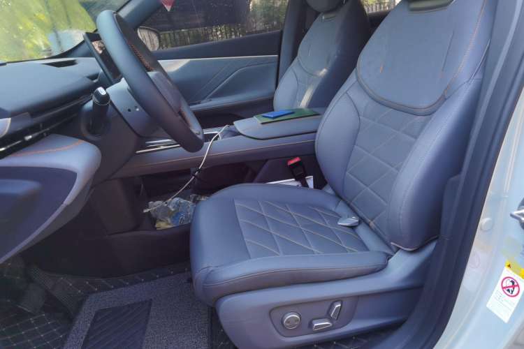 Used Deepal S05 2024 510Max Pure Electric Version Left Front Seat