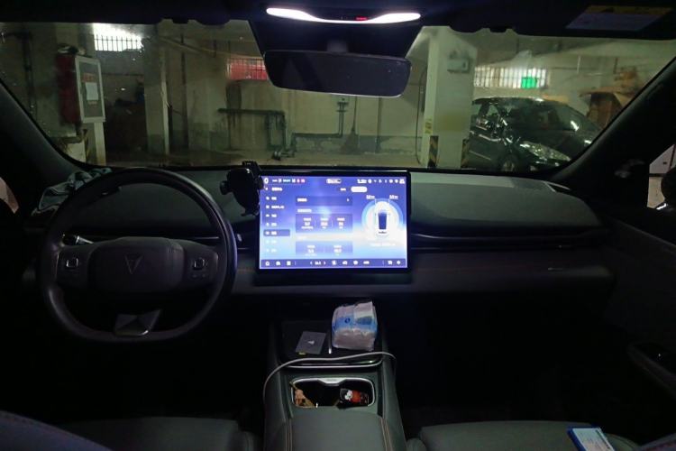 Used Deepal S05 2024 510Pro Pure Electric Version Center Console