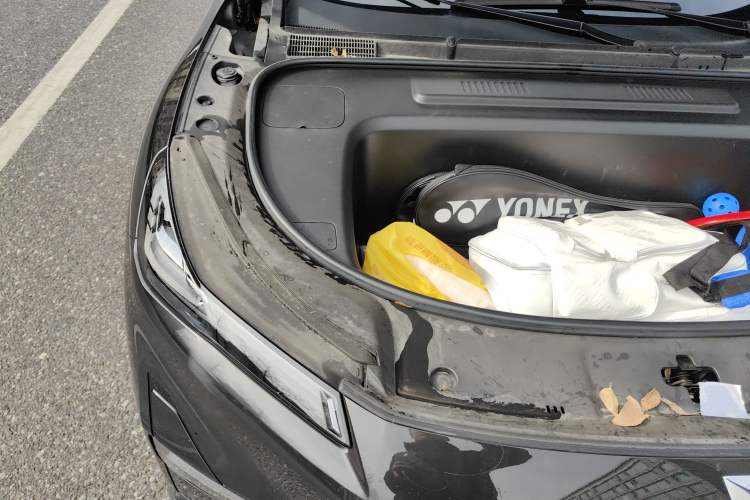 Used Deepal S05 2024 510 Ultra Pure Electric Version Engine Bay Right