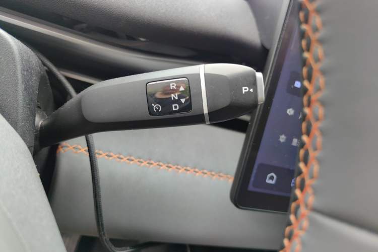 Used Deepal S05 2024 510Max Pure Electric Version Gear Lever
