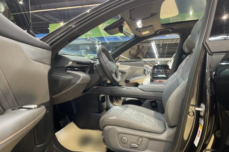 Used Deepal S05 2024 510Max Pure Electric Version Interior 1