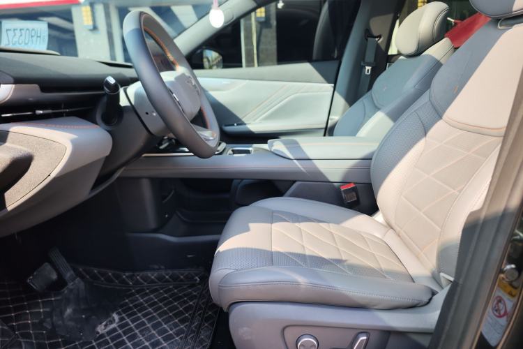 Used Deepal S05 2024 200Max Range-Extended Long-Range Version Interior 2