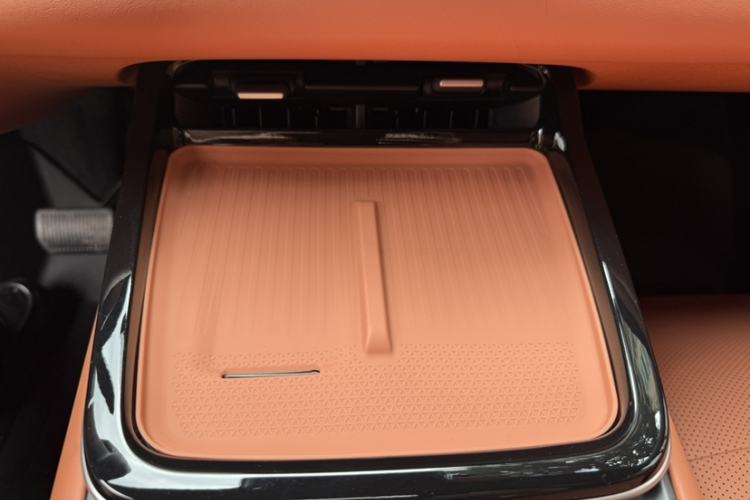 Used Deepal S05 2024 200Max Range-Extended Long-Range Version Interior 3
