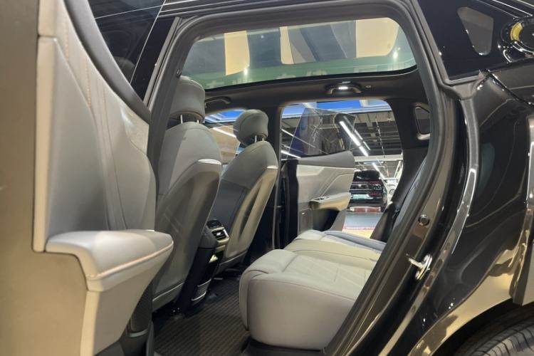 Used Deepal S05 2024 510Max Pure Electric Version Interior 6