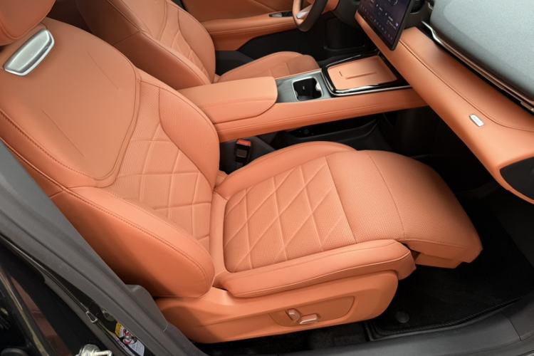 Used Deepal S05 2024 200Max Range-Extended Long-Range Version Interior 7