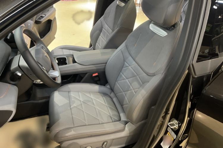 Used Deepal S05 2024 510Max Pure Electric Version Left Front Seat