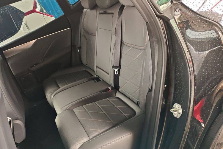 Used Deepal S05 2024 510Max Pure Electric Version Left Rear Seat