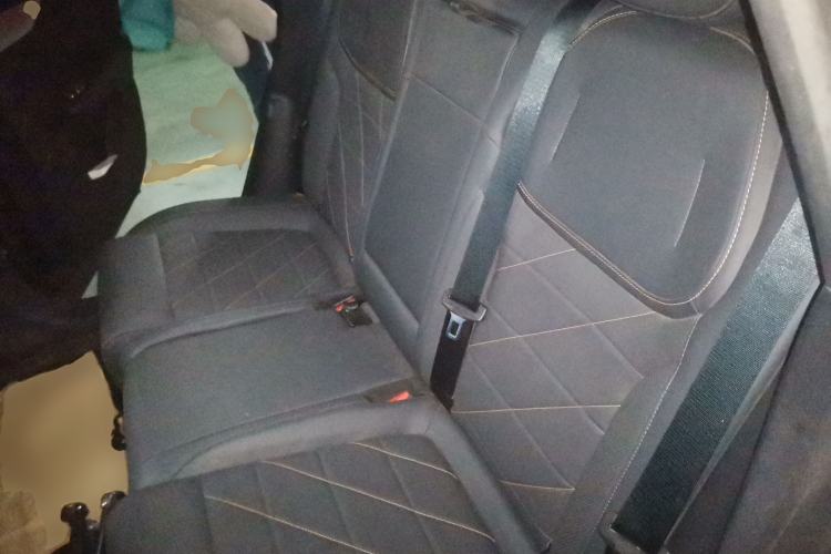 Used Deepal S05 2024 200Max Range-Extended Long-Range Version Left Rear Seat