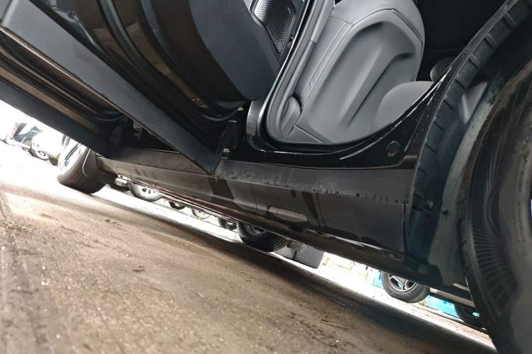 Used Deepal S05 2024 510Max Pure Electric Version Left Side Sill