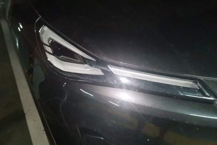 Used Deepal S05 2024 200Max Range-Extended Long-Range Version Right Front Headlight