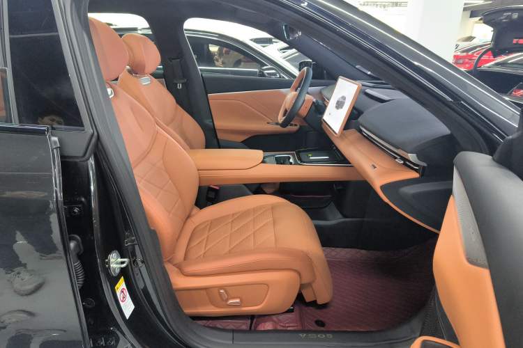 Used Deepal S05 2024 510Max Pure Electric Version Right Front Seat