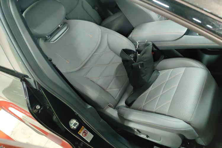 Used Deepal S05 2024 510Max Pure Electric Version Right Front Seat