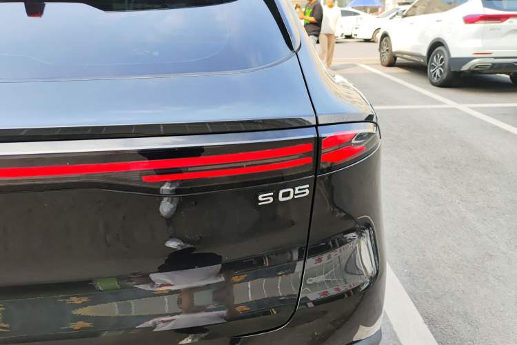 Used Deepal S05 2024 510 Plus Pure Electric Version Right Rear Taillight