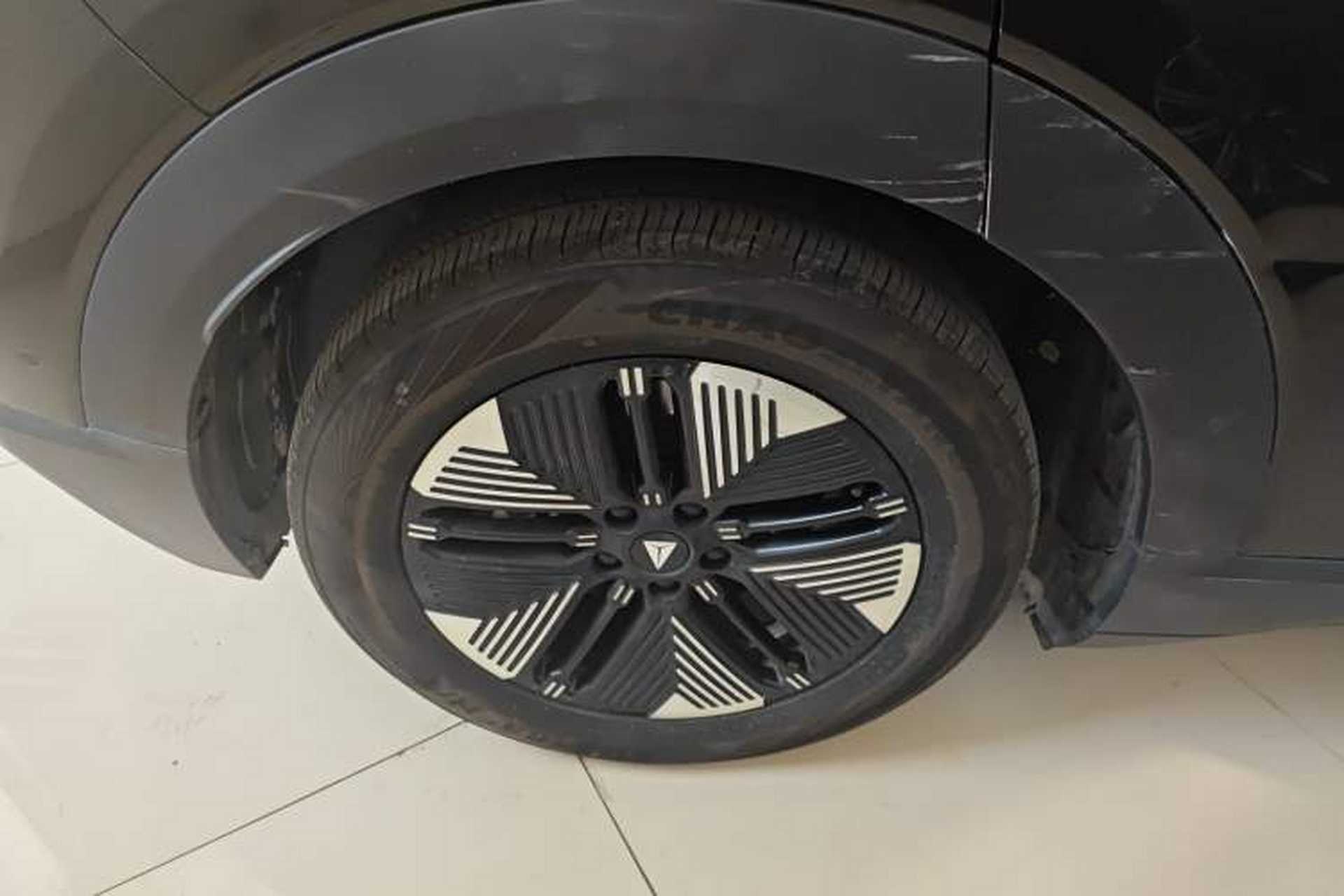 Used Deepal S05 2024 510Max Pure Electric Version Right Rear Wheel Hub