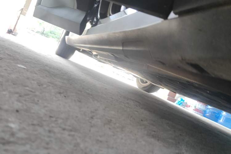 Used Deepal S05 2024 200Max Range-Extended Long-Range Version Right Side Sill