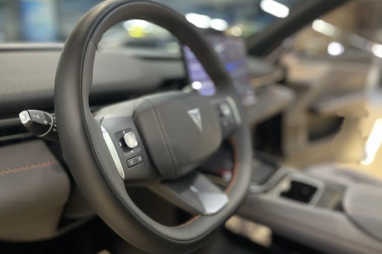 Used Deepal S05 2024 510Max Pure Electric Version Steering Wheel