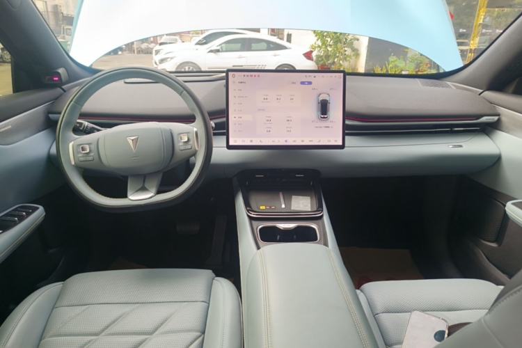 Used Deepal S05 2024 510 Ultra Pure Electric Version Center Console