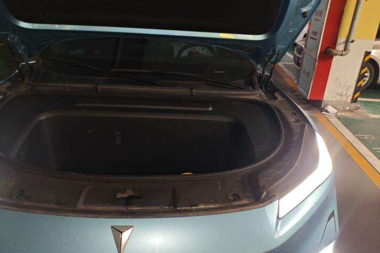 Used Deepal S05 2024 510 Ultra Pure Electric Version Engine Bay Left
