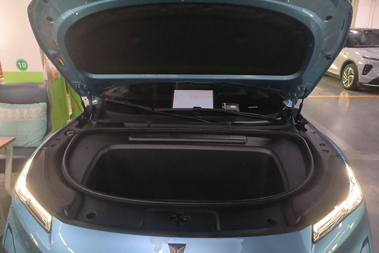 Used Deepal S05 2024 510 Ultra Pure Electric Version Engine Bay