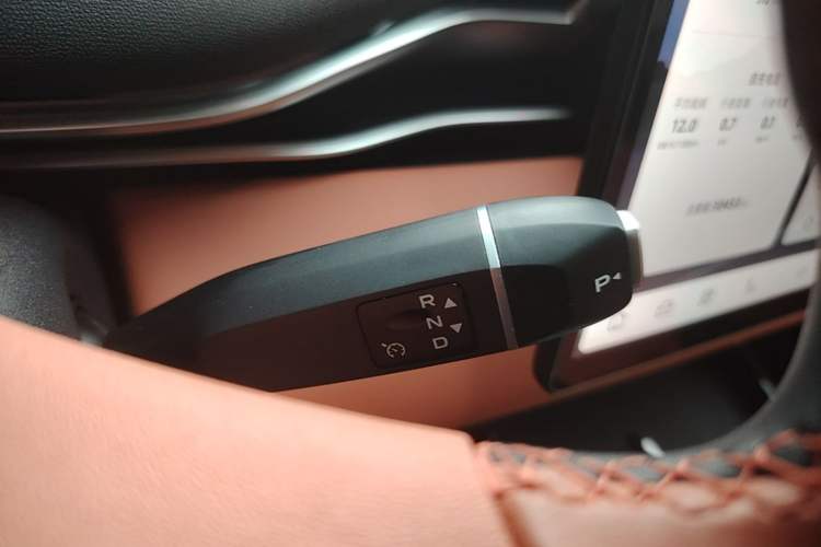 Used Deepal S05 2024 510Max Pure Electric Version Gear Lever