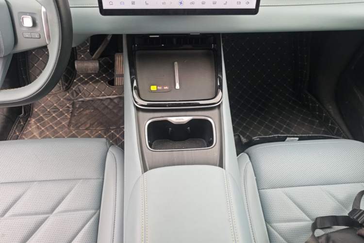 Used Deepal S05 2024 510 Ultra Pure Electric Version Gear Lever