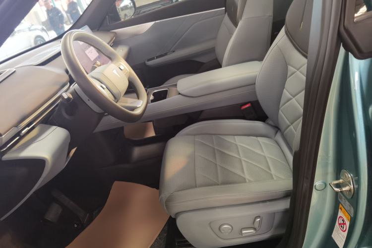 Used Deepal S05 2024 510 Ultra Pure Electric Version Left Front Seat