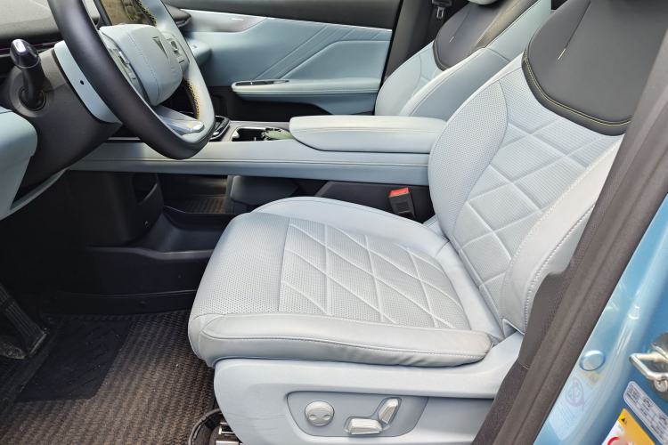 Used Deepal S05 2024 510 Ultra Pure Electric Version Left Front Seat