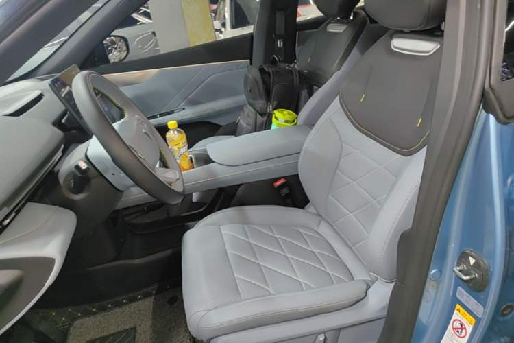 Used Deepal S05 2024 510Max Pure Electric Version Left Front Seat