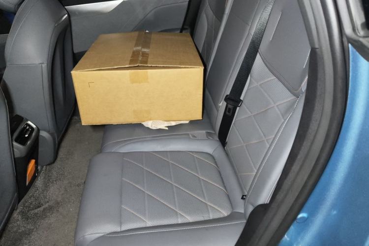 Used Deepal S05 2024 510Max Pure Electric Version Left Rear Seat