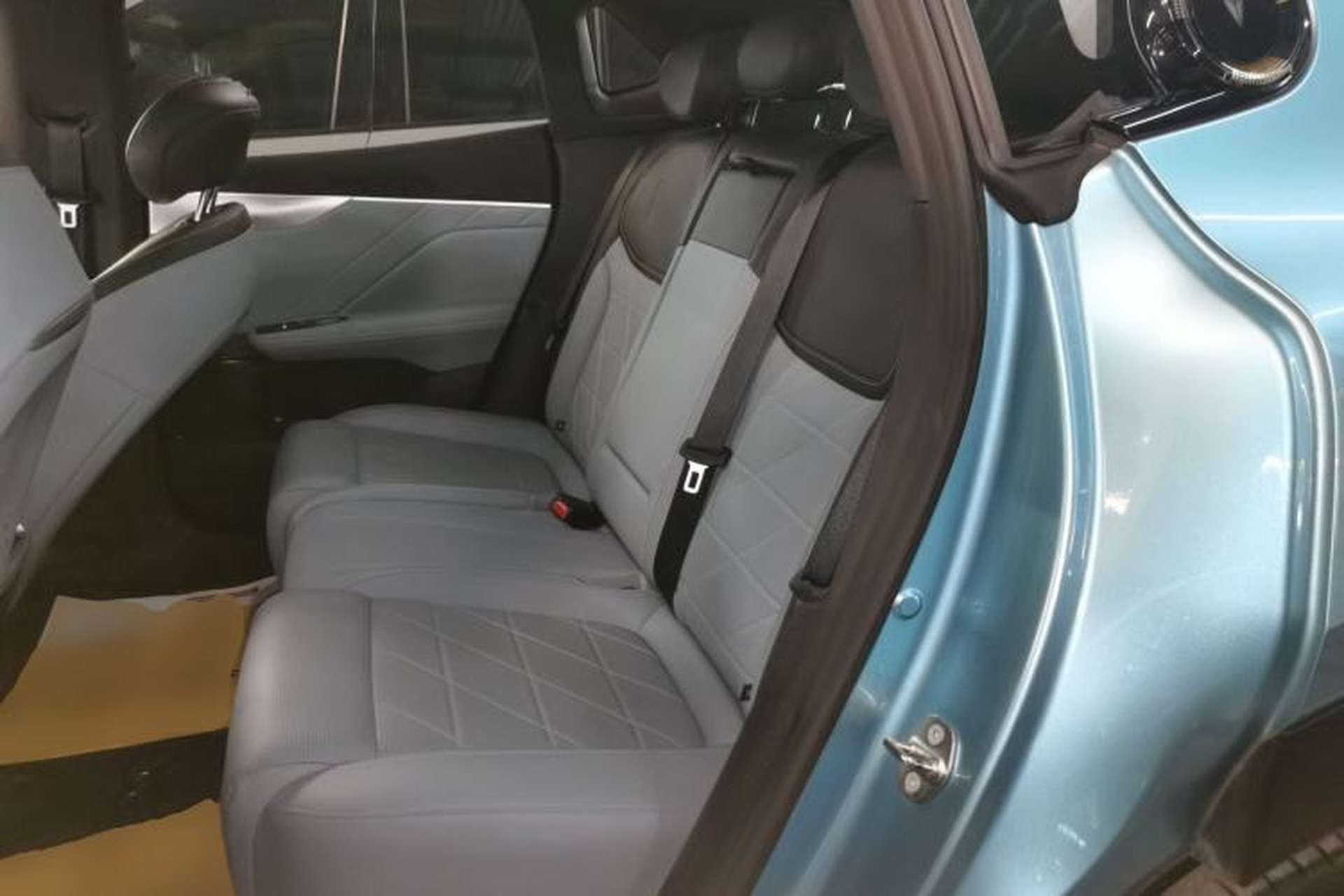 Used Deepal S05 2024 510 Ultra Pure Electric Version Left Rear Seat