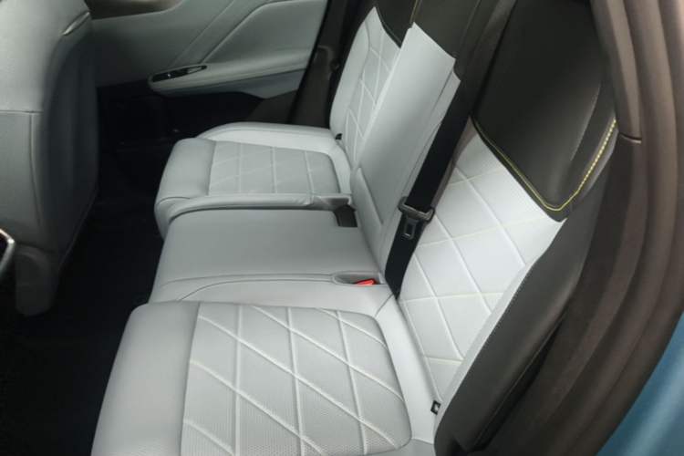 Used Deepal S05 2024 510 Ultra Pure Electric Version Left Rear Seat