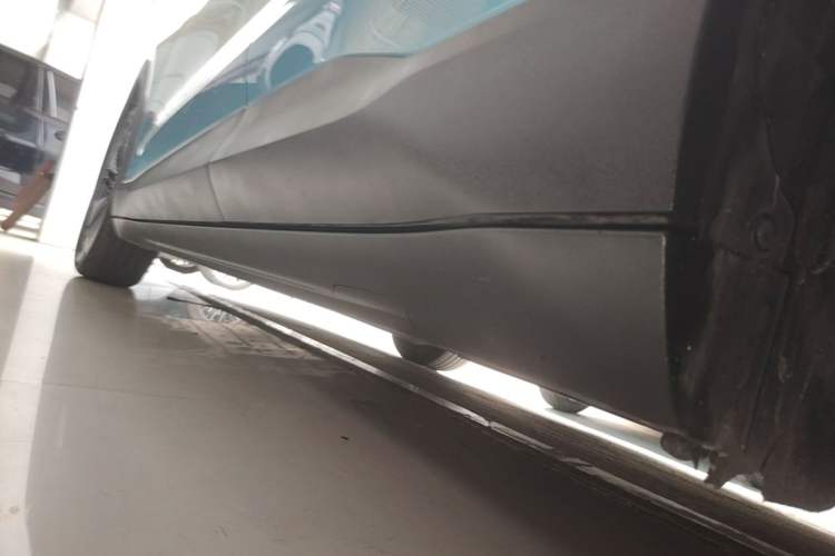 Used Deepal S05 2024 510Max Pure Electric Version Left Side Sill