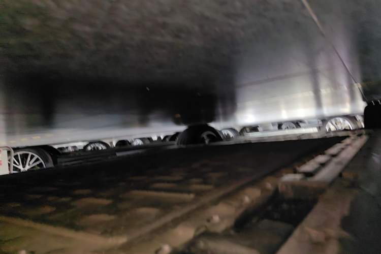Used Deepal S05 2024 510Max Pure Electric Version Left Side Sill